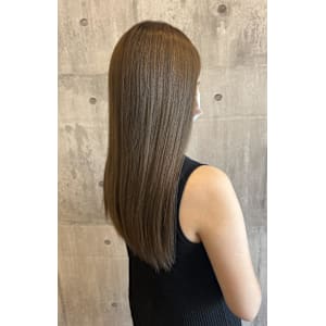 ミルクティベージュ/ブリーチカラー【ARCH Emi】