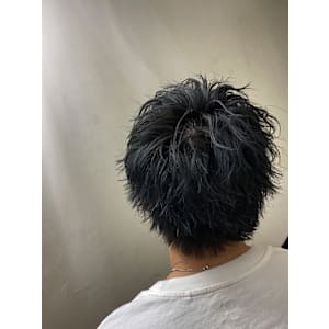 スパイキーショート×ブルーブラック