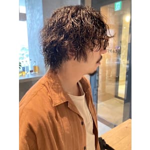 ツイストパーマ　メンズミディアム　こなれ感　30代40代