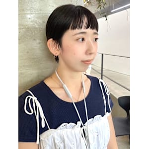 タイトショート　黒髪ベリーショート　フルバング - CELL【セル】掲載中