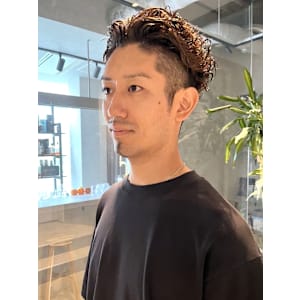 アップバング　波巻きスパイラルパーマ　30代40代　刈り上げ