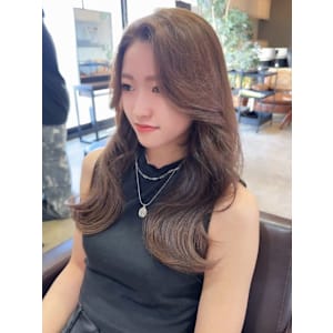 ヘーゼルベージュ　ヨシンモリ　かきあげバング　レイヤー