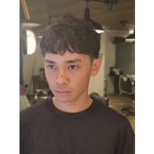 緩めパーマスタイル