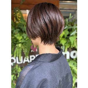 大人ショート　ブラウンカラー　20代30代　丸みショート