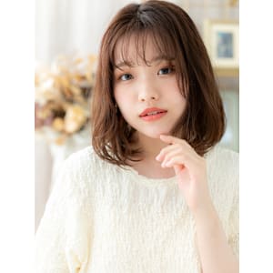 ショコラベージュ抜け感ヘアエアリーミディ　ニュアンスカラー