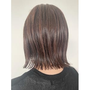 切りっぱなし/外ハネ/ラベージュ