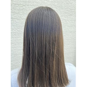 アッシュブラウン×艶カラー