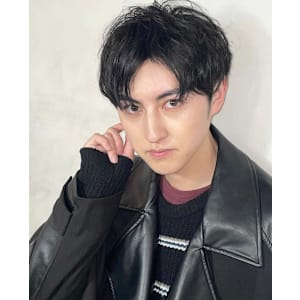 【変えるべき眉とヘア】センターパート& アイブロウワックス