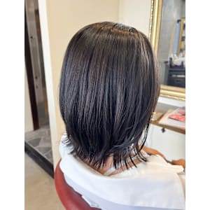 レイヤーボブ×グレーカラー