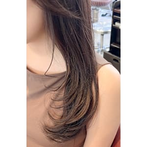 ロングレイヤー×柔らかベージュ