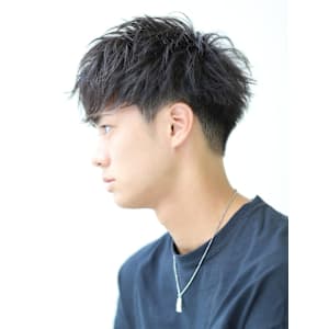 黒髪 ツーブロック 刈り上げ マッシュ メンズパーマ 天神