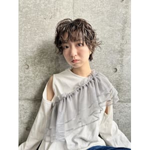 レイヤーカット/ショートパーマ/ウェットヘア