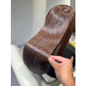 "髪質改善で叶える"艶さら白髪染め   『銀座/個室』 - answer BEAUTY SALON【アンサー ビューティーサロン】掲載中