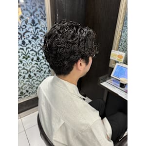 King Gnu常田風黒髪パーマ【錦糸町北口】