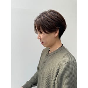 あなたの似合うがわかる！センターパート×ニュアンスパーマ