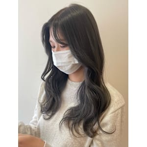 カーキグレージュ　韓国ヘア　20代30代40代