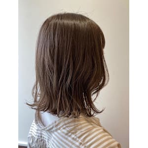 浅草　外ハネ　ボブ　グレージュ　20代30代40代