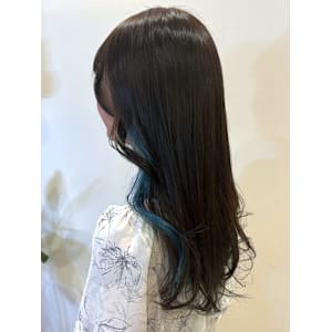 インナーカラー　ブルー×ブラック　ポイントカラー　ロング