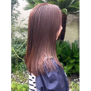 ストレート　マロンベージュ　ワンレン　ぱつっとセミロング