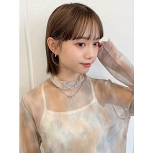 小顔レイヤー/顎ラインボブ/シアーカラー/ハニーベージュ