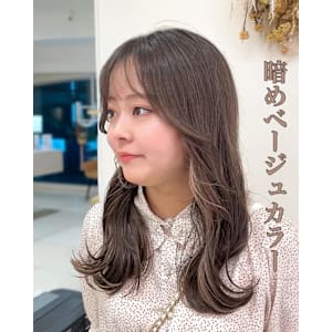 『暗めベージュカラー』秋に向けておすすめです