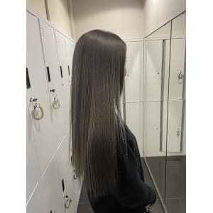 【フウカ】透明感シルバーグレージュ