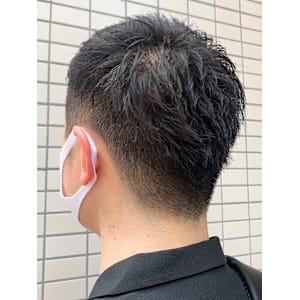 第一印象◎ビジネスマンにおすすめの刈り上げカット！カットスパ