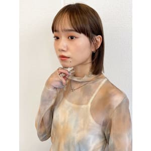 小顔レイヤー/顎ラインボブ/シアーカラー/ハニーベージュ