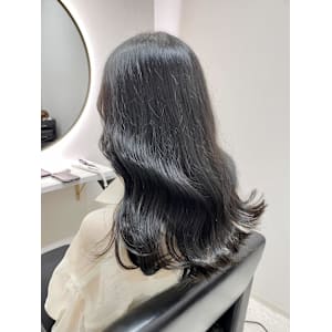 《韓国ヘア》透明感グレージュ×ヨシンモリ