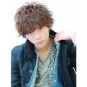 無造作 シャドウパーマ ミディアム マッシュウルフ 福岡 - KUROT 福岡本店【クロト フクオカホンテン】掲載中