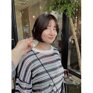 【耳掛けショートボブ/佐藤杏丸】