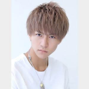 ナチュラル感ショート ツーブロック メンズサロン 熊本