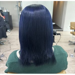 ネイビーブルーボブケアブリーチ所沢練馬