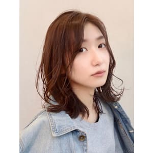 ミディアムボブ