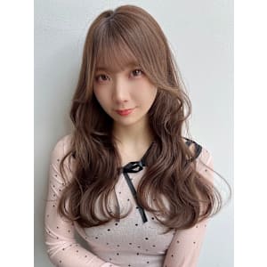 大人可愛いレイヤースタイル