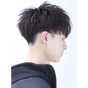 黒髪刈り上げ前下がりツーブロックマッシュ 福岡 天神 大名
