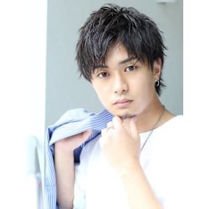 ラフ束ハーフアップショートウルフ ツーブロック 黒髪 福岡