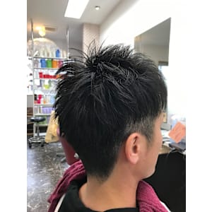 黒髪×ツーブロ