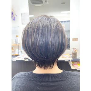 くびれ×ショート