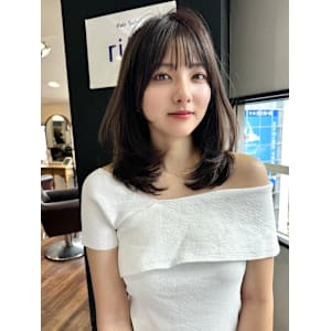 レイヤーカット/ミディアム/ワンカール/ブラウンベージュ