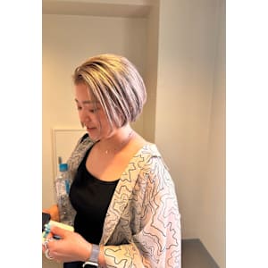 【noka 新宿】透明感たっぷりホワイトベージュ