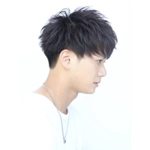 ソフトツーブロック 刈り上げ ミニマッシュ 黒髪 福岡 大名