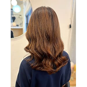 コテ巻き風デジタルパーマ 纐纈