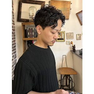 センターパートパーマ