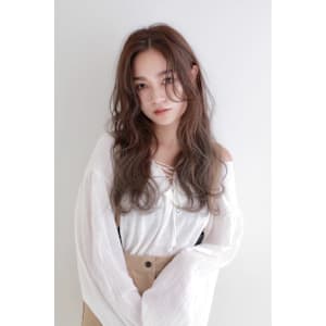 イルミナカラーハイライトゆるウェーブ