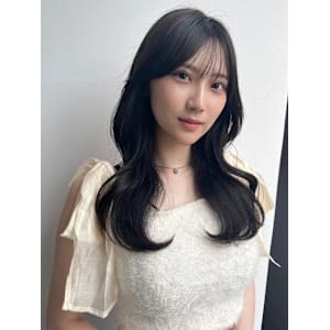 大人可愛い韓国風くびレイヤーミディ