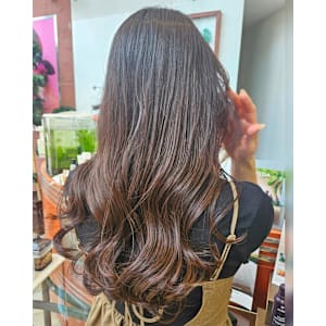 上品おベージュ/室井