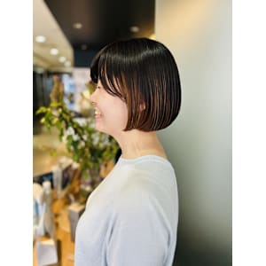 【ユキ】ちゅるんとグラデーションボブ