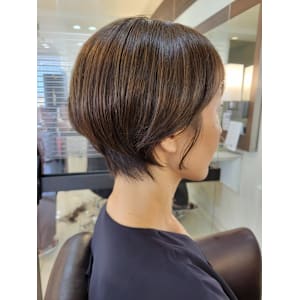 耳かけショート、クビレショート、ハンサムショート