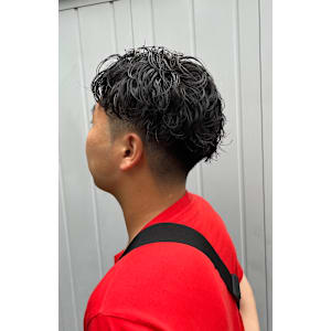 あなたの似合うがわかる！センターパート×ニュアンスパーマ